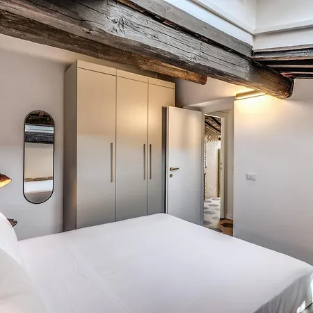 Apartment Cisterna 8 Rome